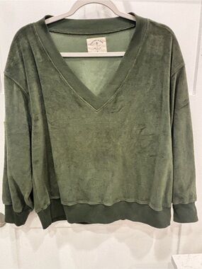 Electric & Rose Olive Velour V-Neck Pullover Made in Venice CA